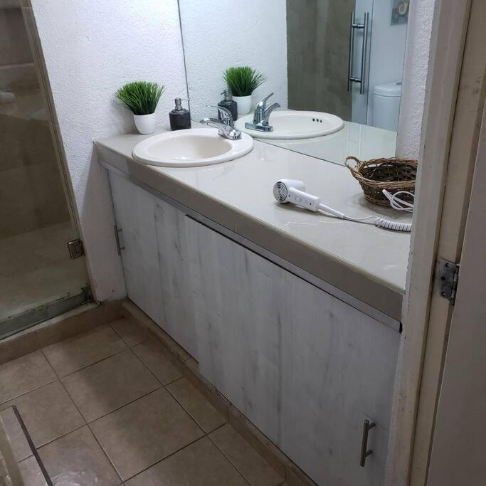 Depab Privado, Centrico,Wifi 80 Mb ,Aire Acondicionado ,Cocina, Cochera Techada, Ciudad Valles Ngoại thất bức ảnh